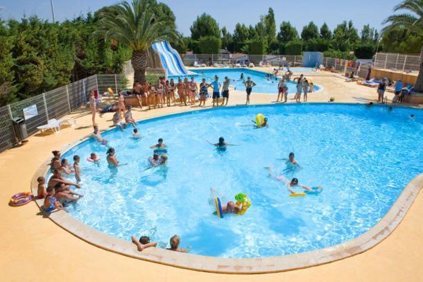 Mobilhome Au Camping Les Salins De La Gardiole Ex Camping Europe Vic-la-Gardiole Exterior foto