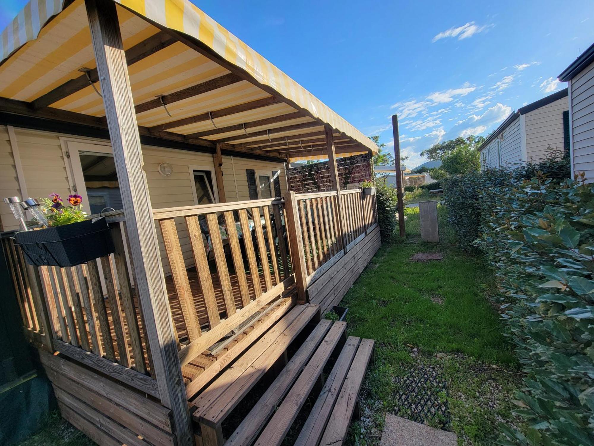 Mobilhome Au Camping Les Salins De La Gardiole Ex Camping Europe Vic-la-Gardiole Exterior foto